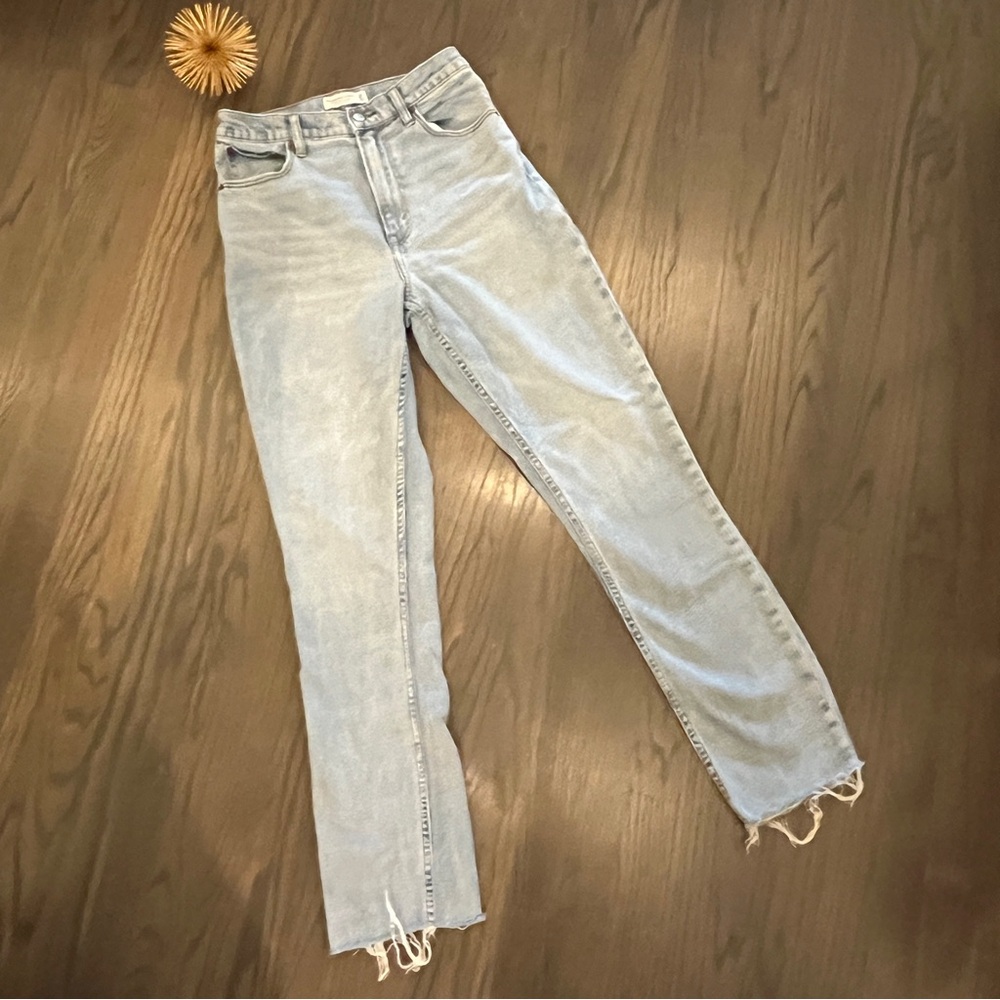 Abercrombie & Fitch 90s Slim Straight Ultra High Rise Curve Love 28/6XL Raw Hem - Picture 5 of 11